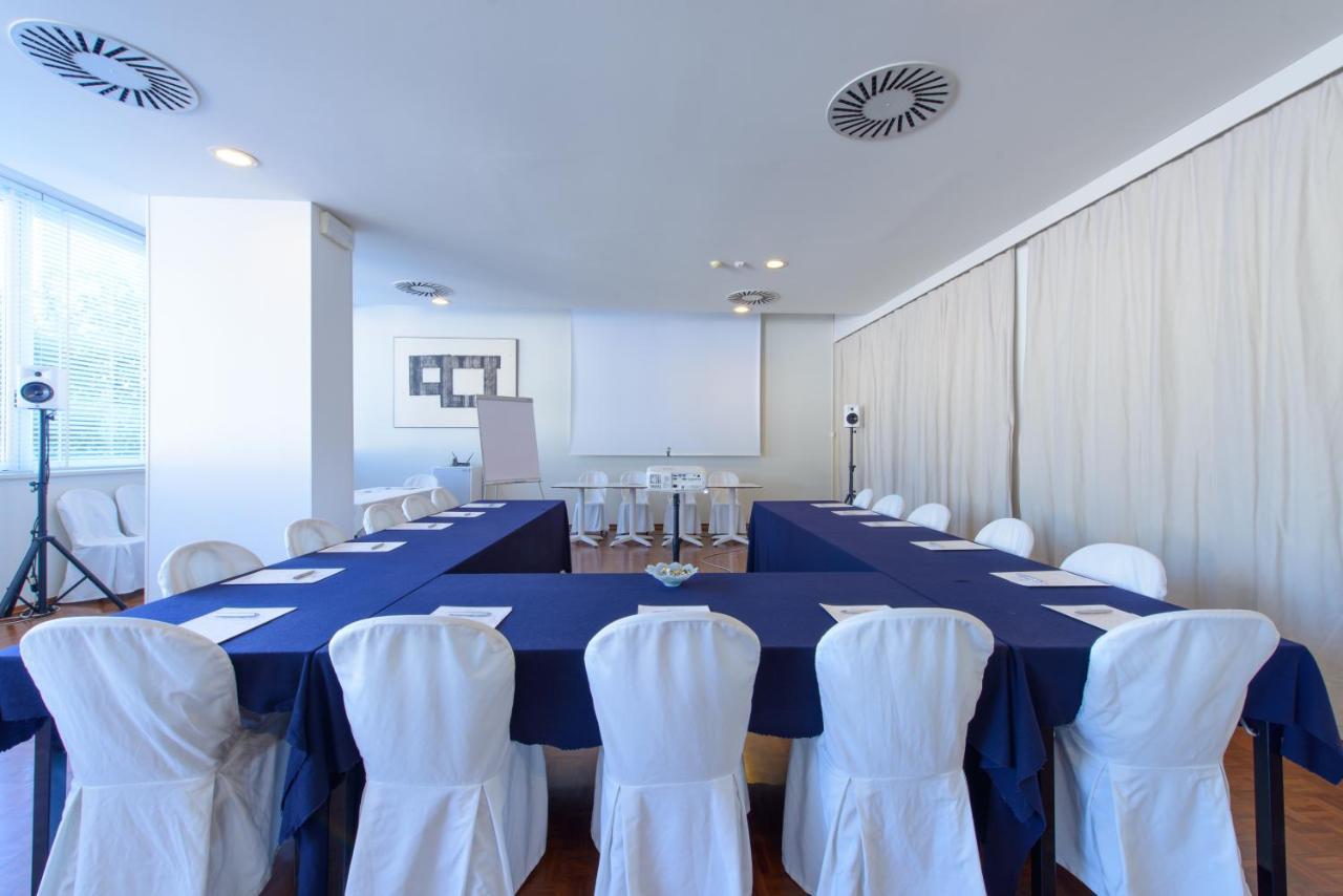 Hotel Cristallo Riccione Esterno foto