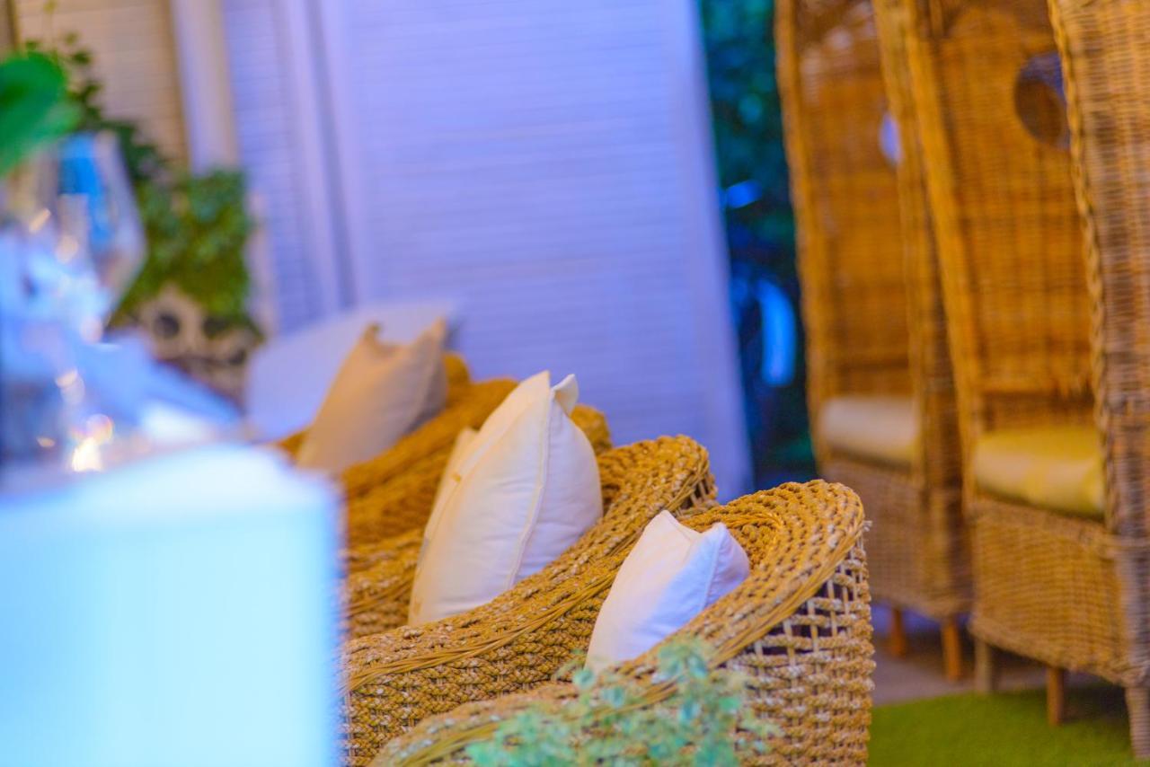 Hotel Cristallo Riccione Esterno foto